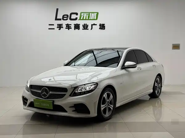 Mercedes-Benz C-Class 2021