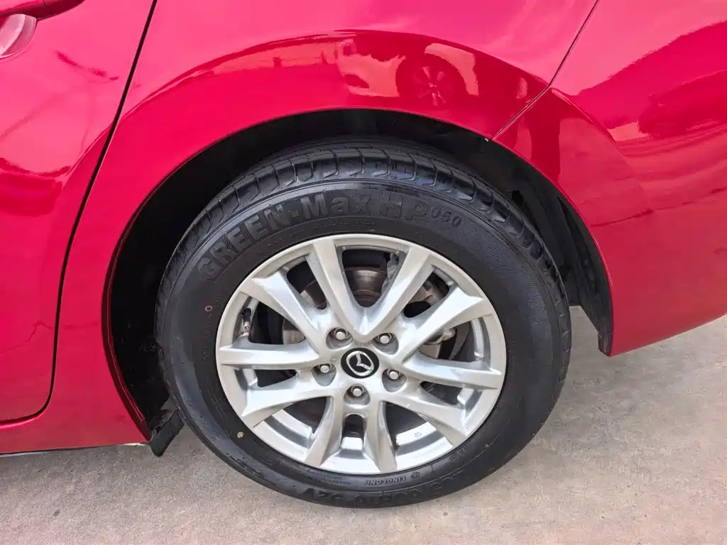 Mazda 3 Axela 2015 — фото 8