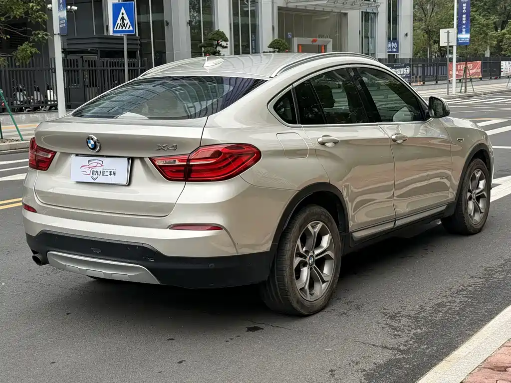 BMW X4 2015 — фото 15