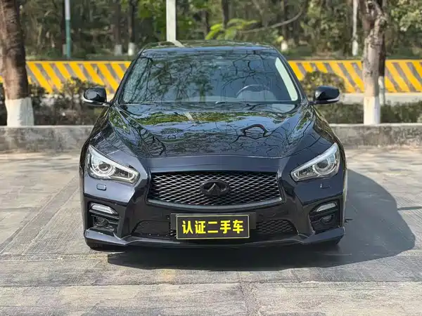 Infiniti Q50 2014