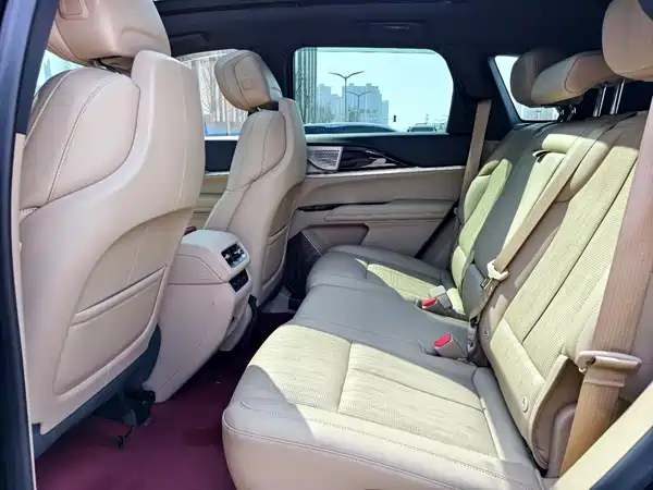 Cadillac XT5 2025