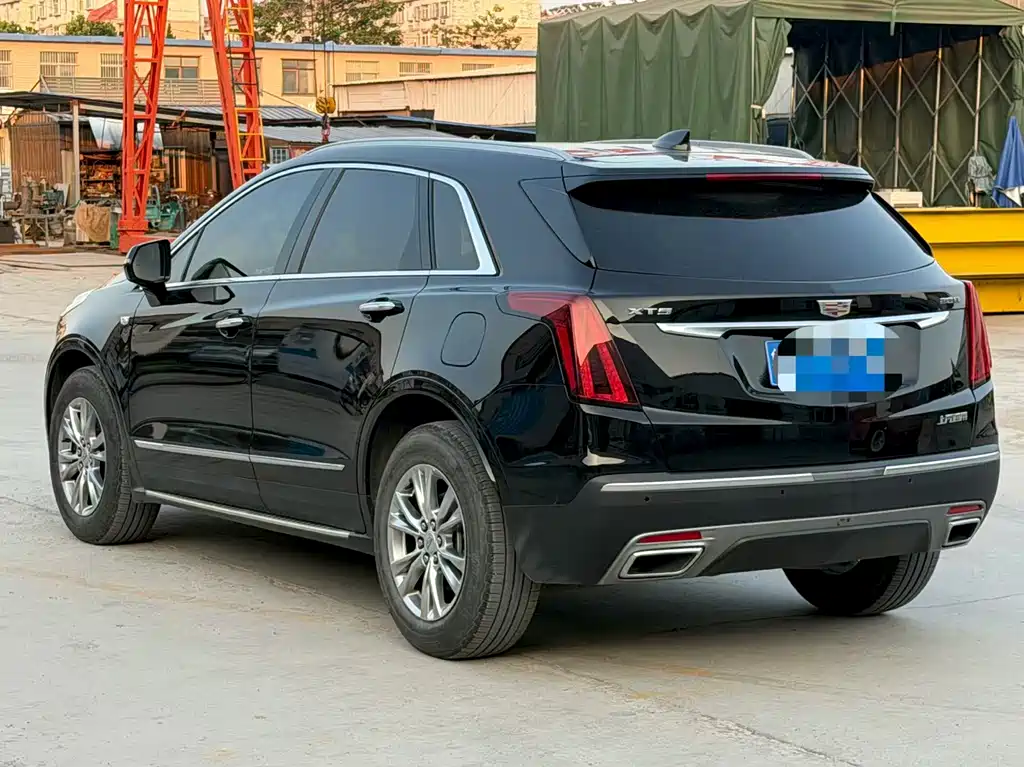 Cadillac XT5 2020 — фото 9