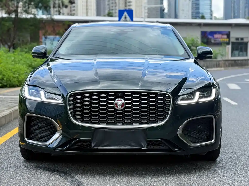 Jaguar XFL 2023 — фото 2