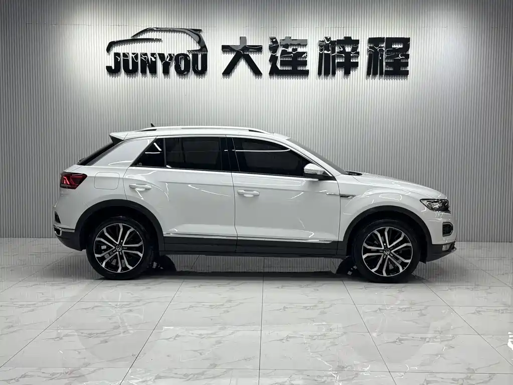 Volkswagen T-Roc 2022 — фото 8