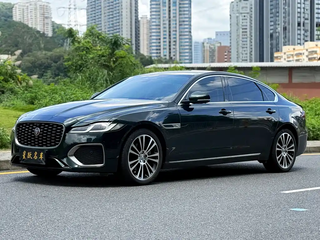 Jaguar XFL 2023 — фото 1