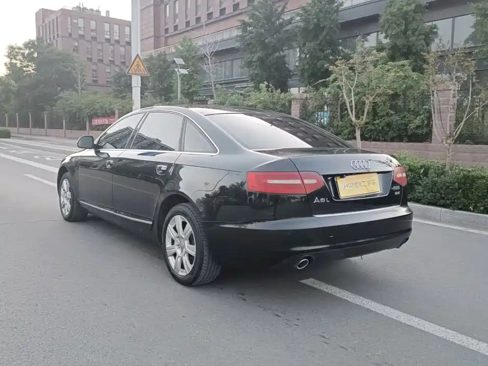 Audi A6L 2010