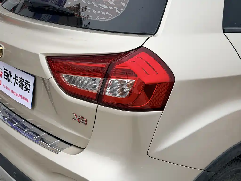 Geely Vision X3 2018 — фото 15