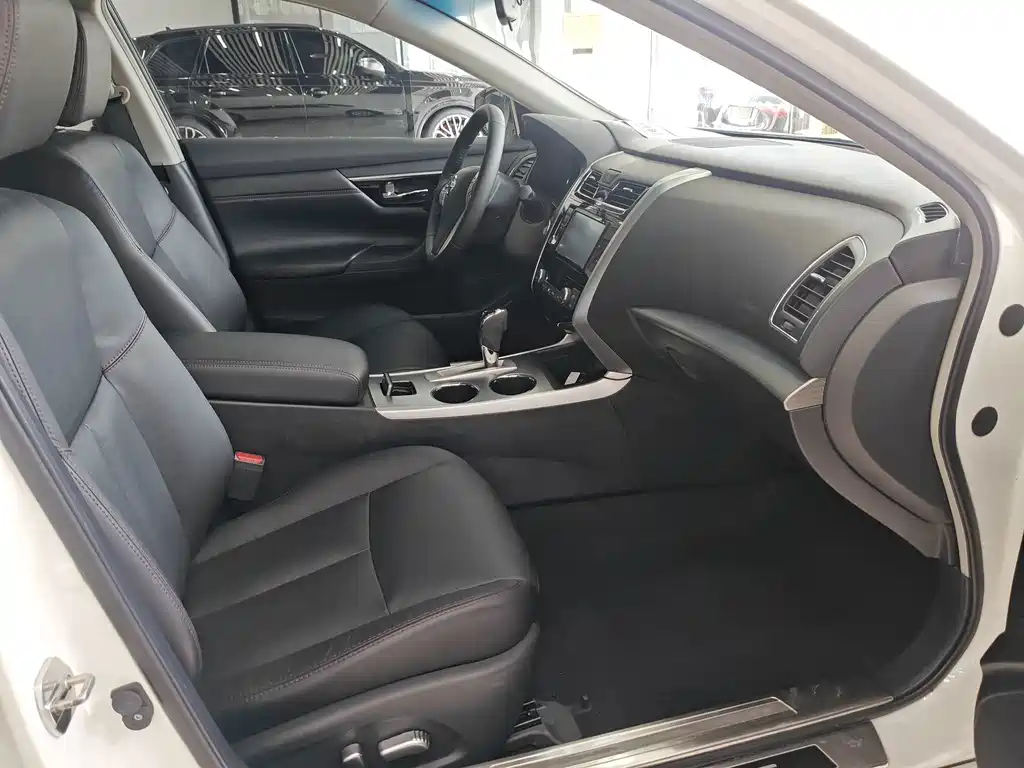 Nissan Teana 2018 — фото 13