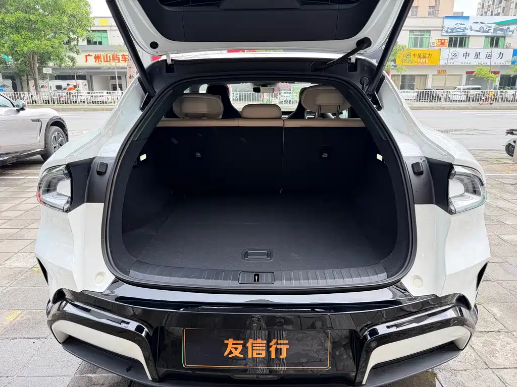 Xiaomi YU7 2025 — фото 18