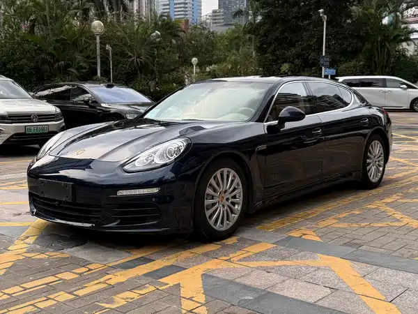 Porsche Panamera 2014