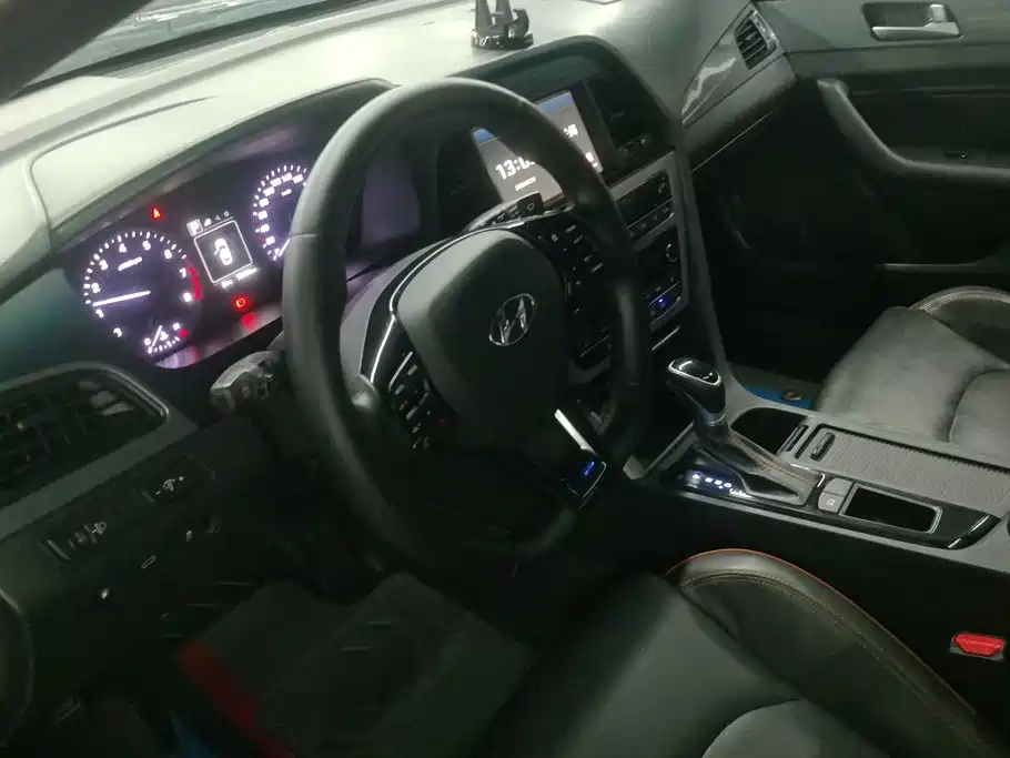 Hyundai Sonata 2016 — фото 15