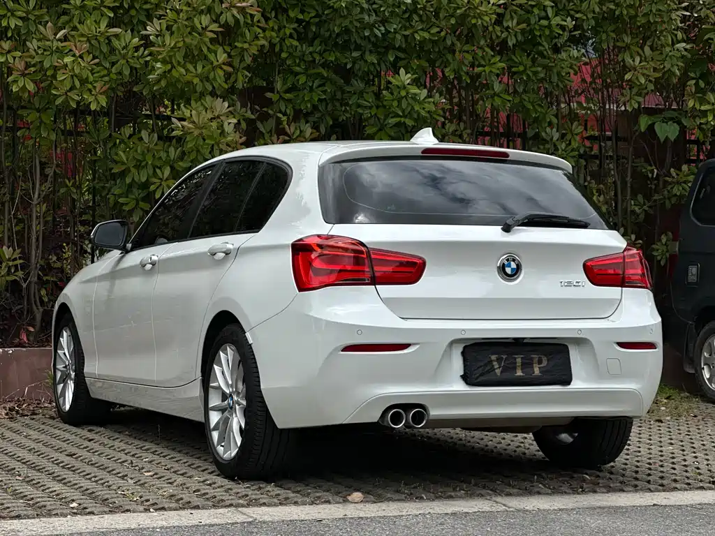 BMW 1 Series 2016 — фото 19