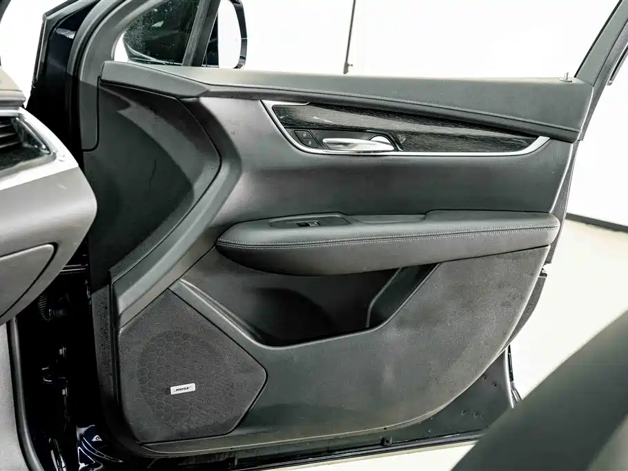 Cadillac XT5 2020 — фото 15