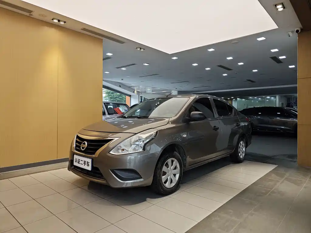 Nissan Sunny 2016