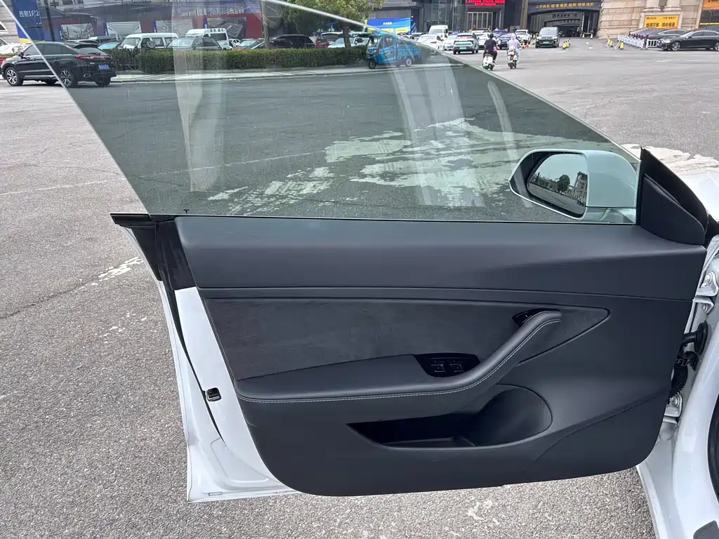 Tesla Model 3 2020 — фото 4