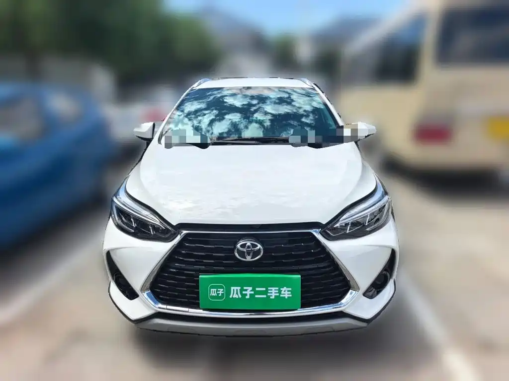 Toyota Yaris L 2021 — фото 3