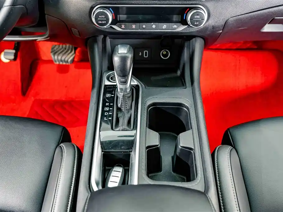 Nissan Sylphy 2020 — фото 12