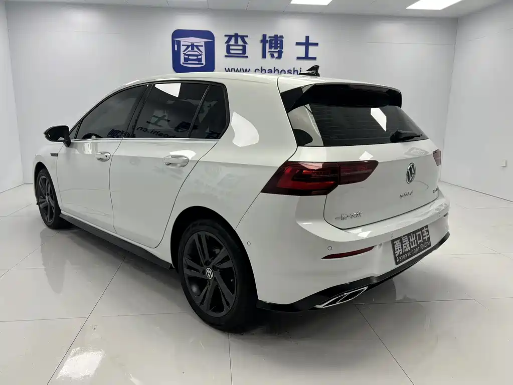 Volkswagen Golf 2022