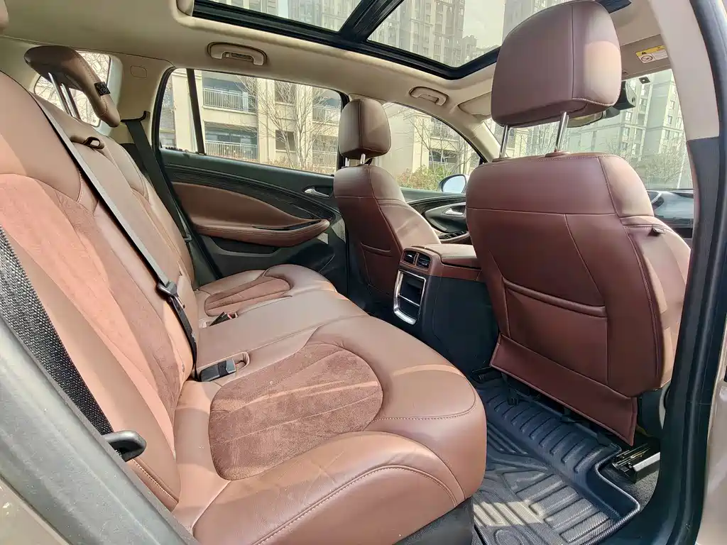 Buick Envision Plus 2016 — фото 12