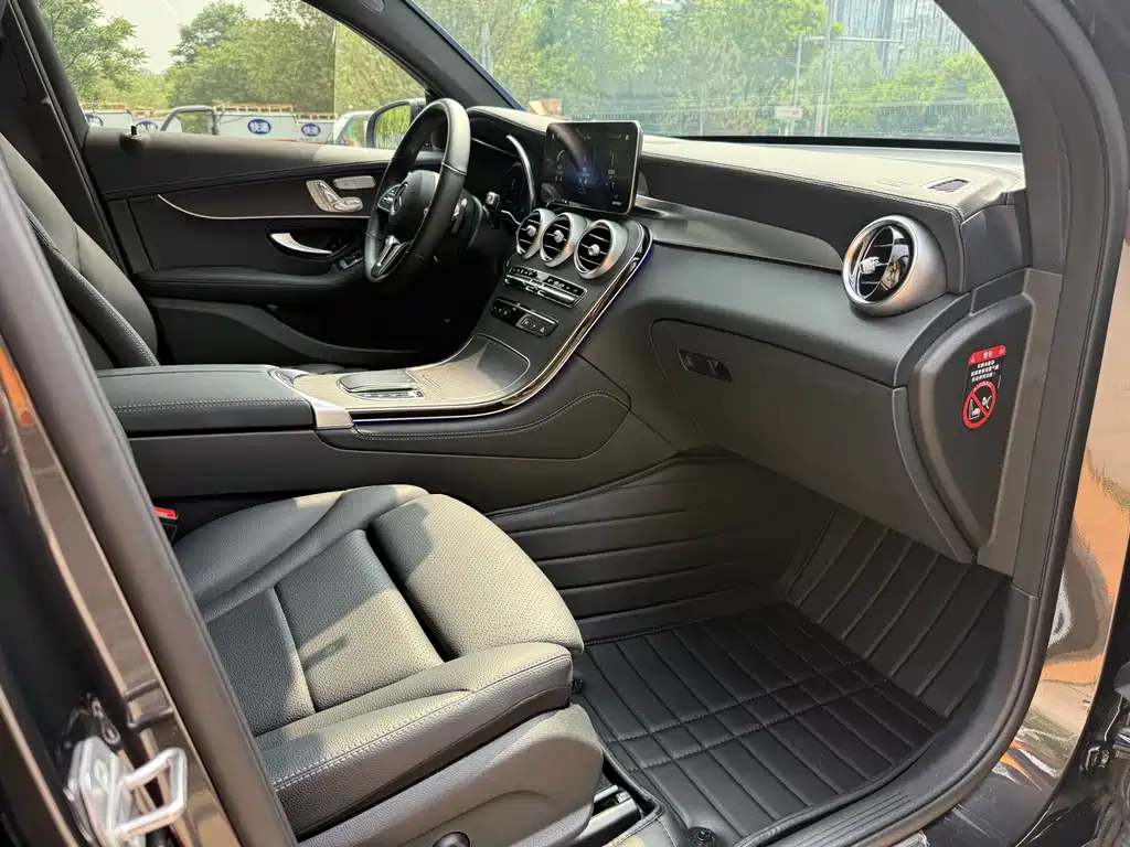 Mercedes-Benz GLC Coupe 2021 — фото 18
