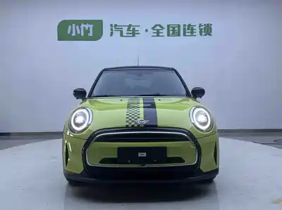 MINI MINI 2023