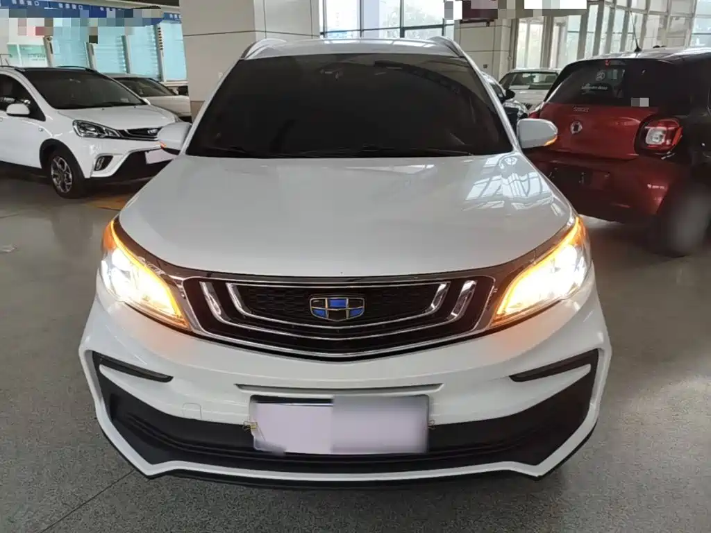 Geely Vision X3 2020 — фото 3