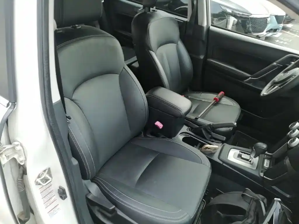 Subaru Forester 2017 — фото 25