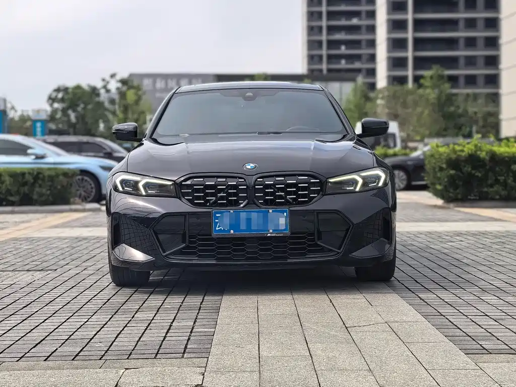 BMW 3 Series 2023