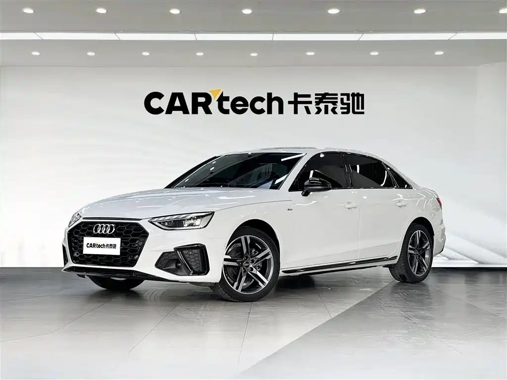 Audi A4L 2022 — фото 1