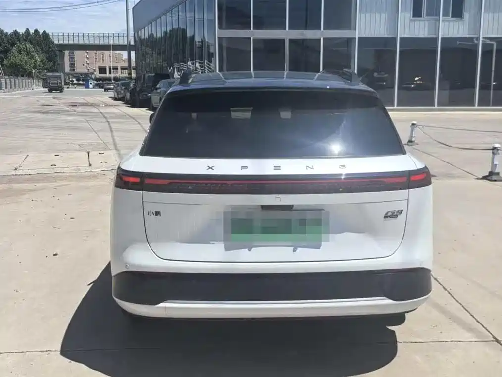 XPeng G9 2025 — фото 3