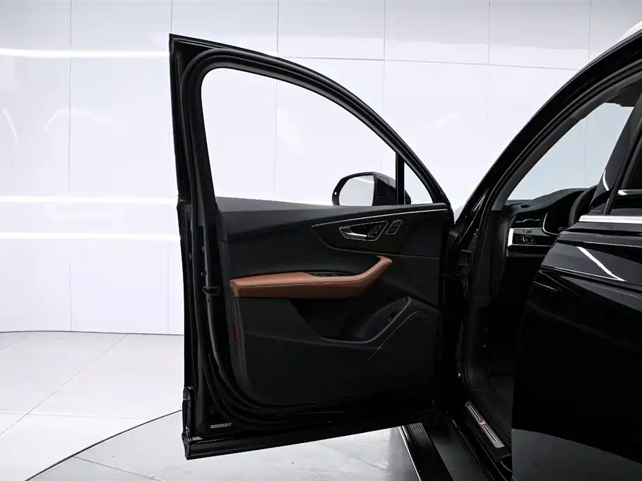 Audi Q7 2026 — фото 11