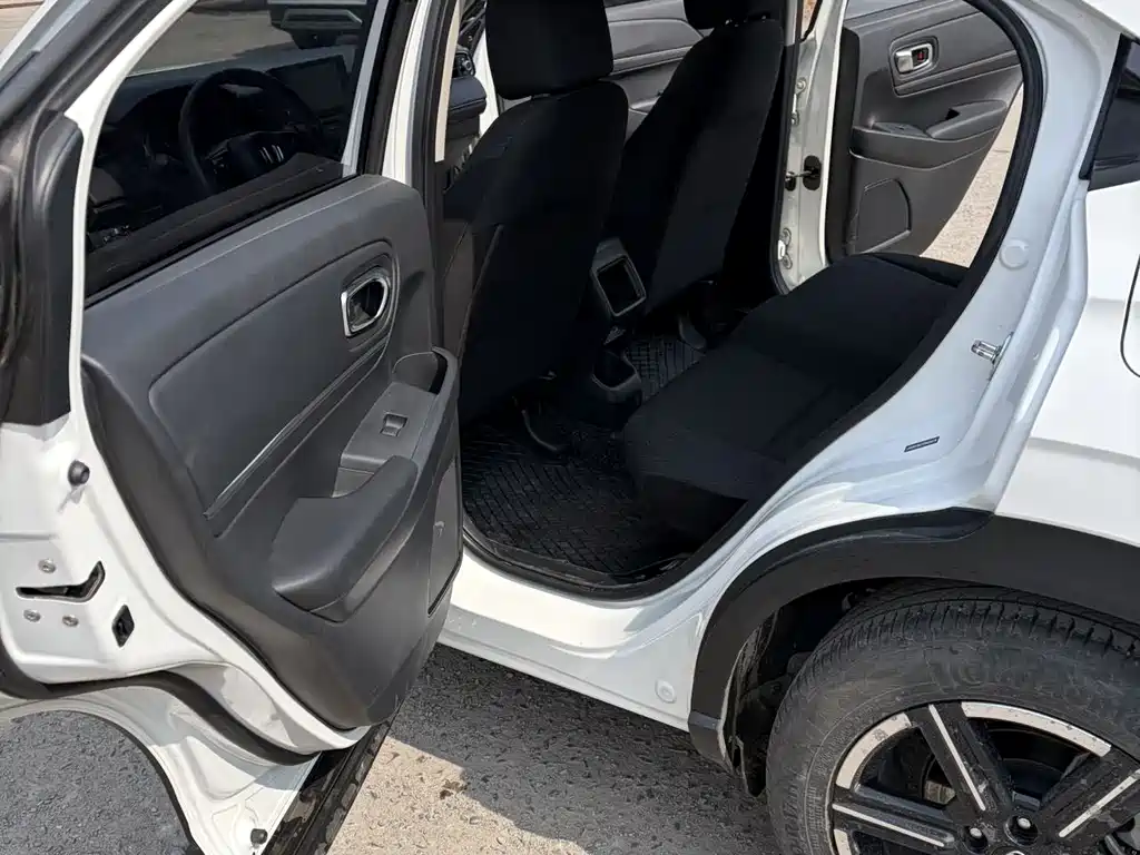 Honda Vezel 2023 — фото 10