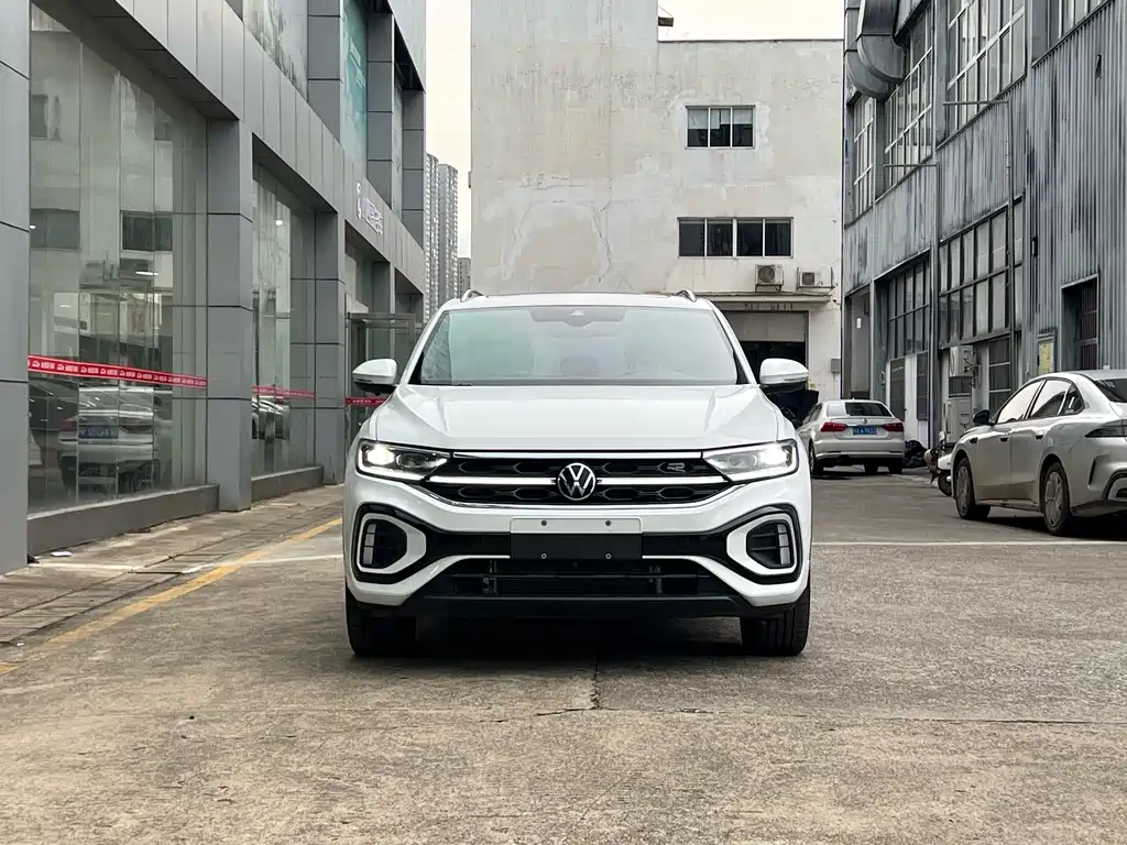 Volkswagen T-Roc 2025