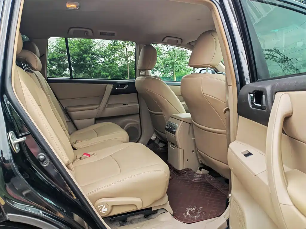 Toyota Highlander 2014 — фото 14