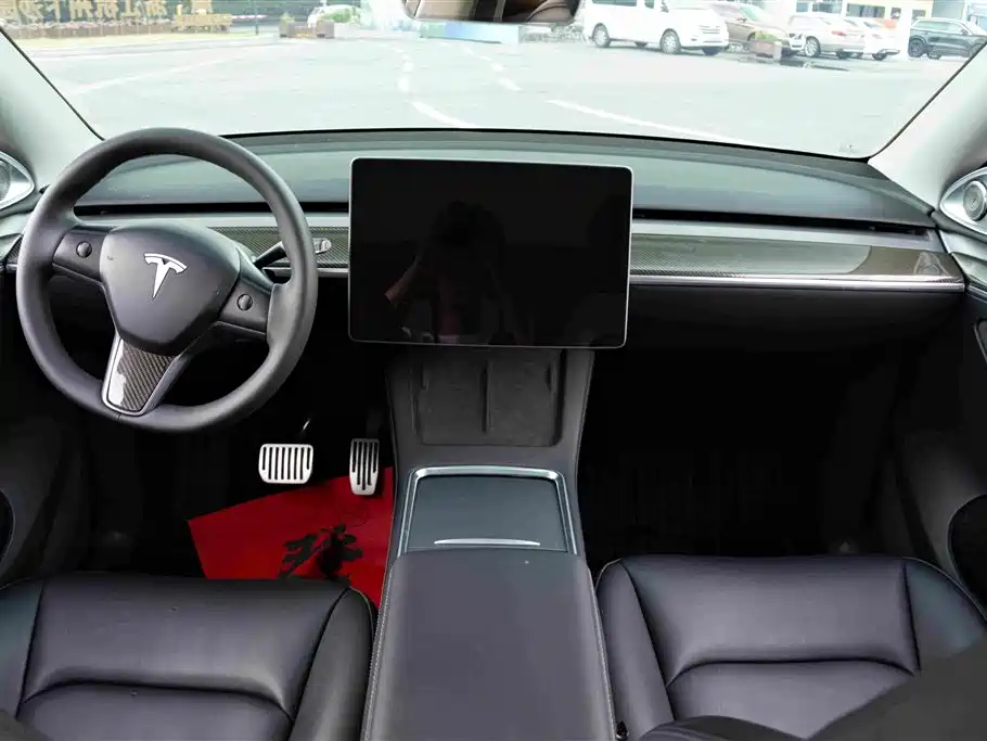 Tesla Model Y 2022 — фото 15