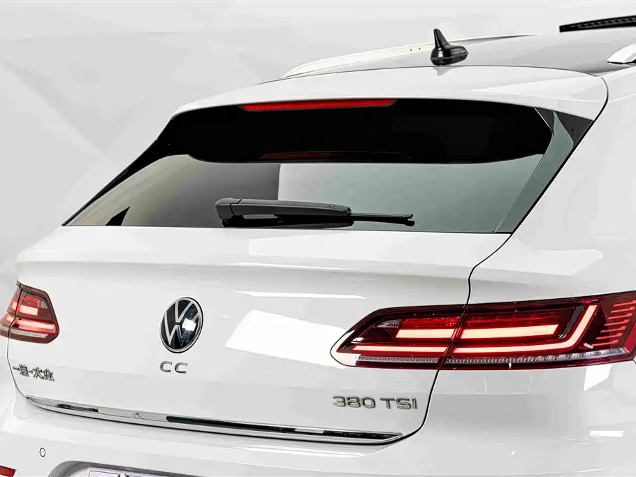 Volkswagen CC 2022 — фото 8