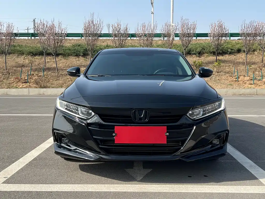 Honda Accord 2023 — фото 2