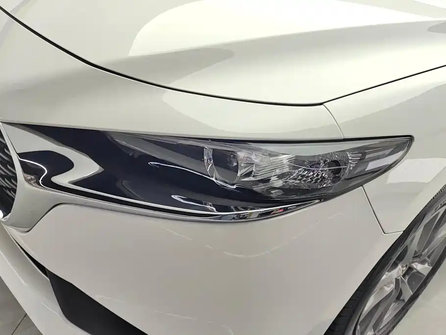 Mazda 3 Angkesela 2022