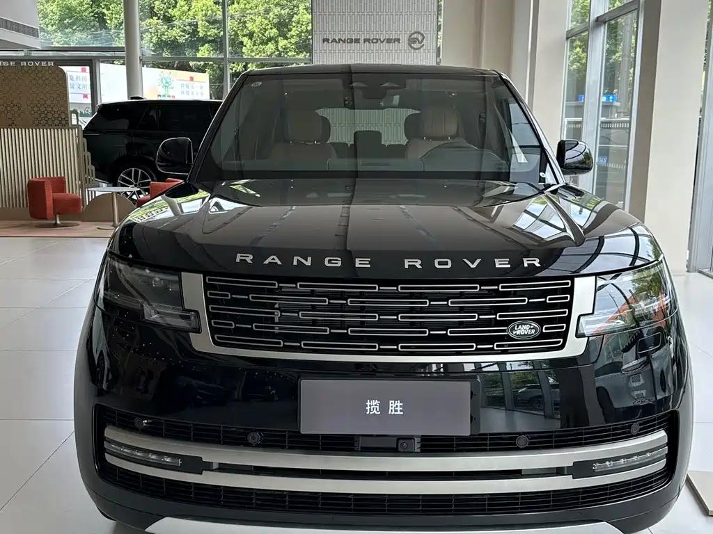 Land Rover Range Rover 2026 — фото 1
