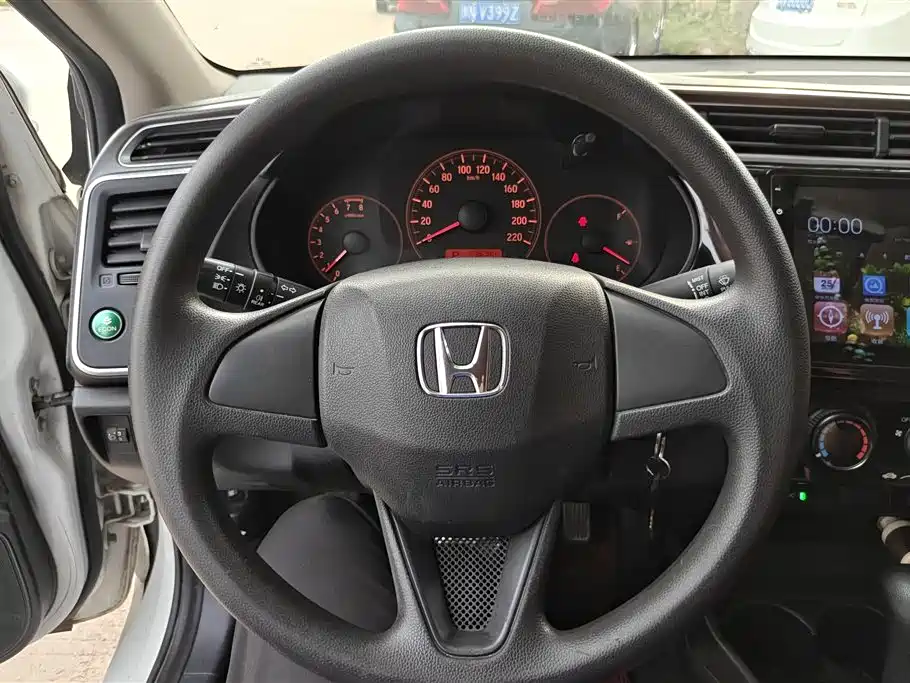 Honda Greiz 2016 — фото 15