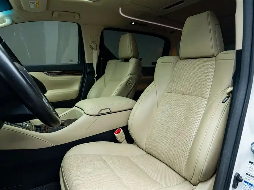 Toyota Alphard 2020 — фото 9