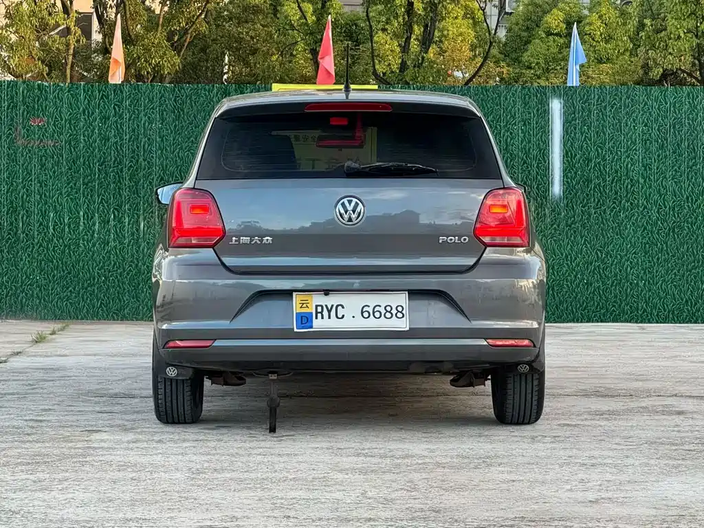 Volkswagen Polo 2015 — фото 5