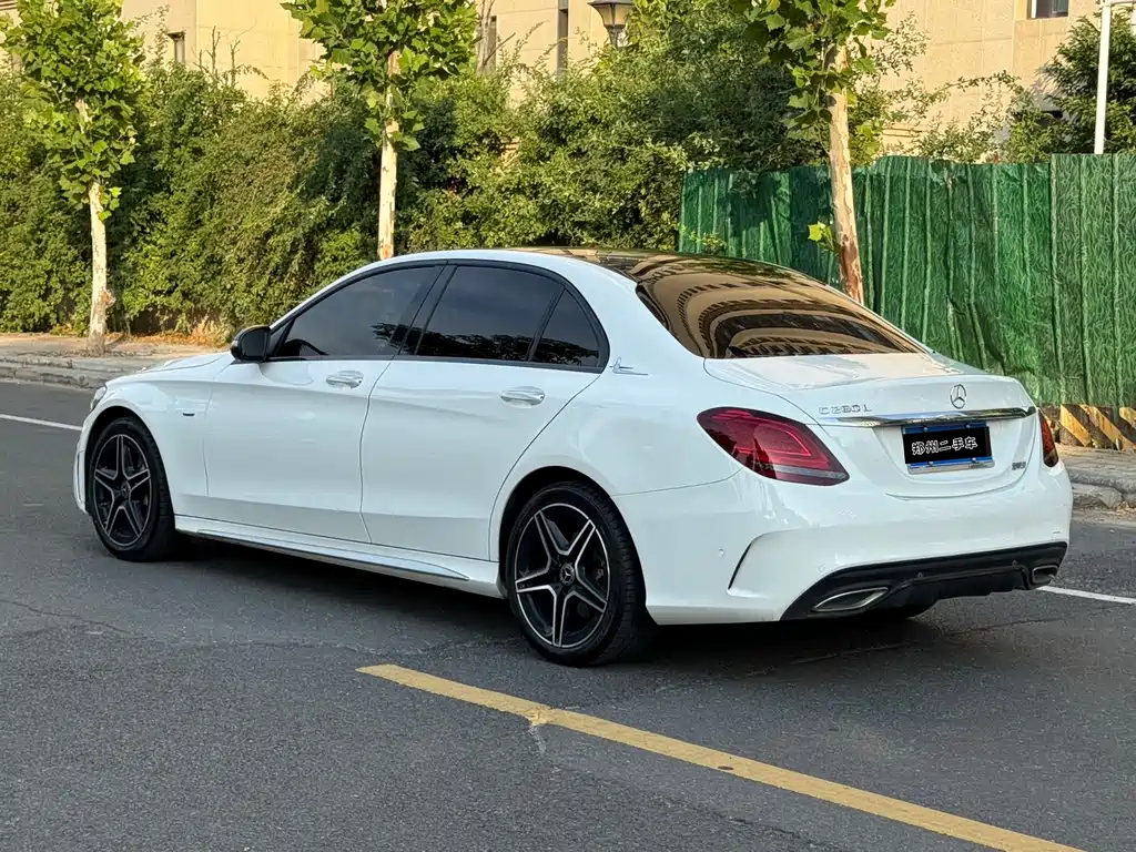 Mercedes-Benz C-Class 2020