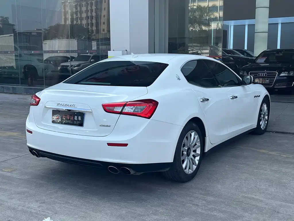 Maserati Ghibli 2015 — фото 3