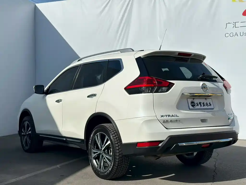 Nissan X-Trail 2017 — фото 7