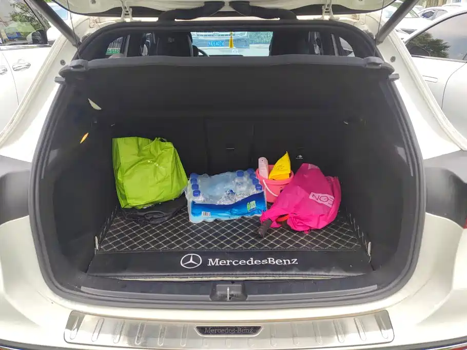 Mercedes-Benz GLA 2021