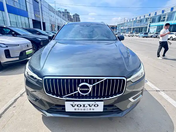 Volvo XC60 2021