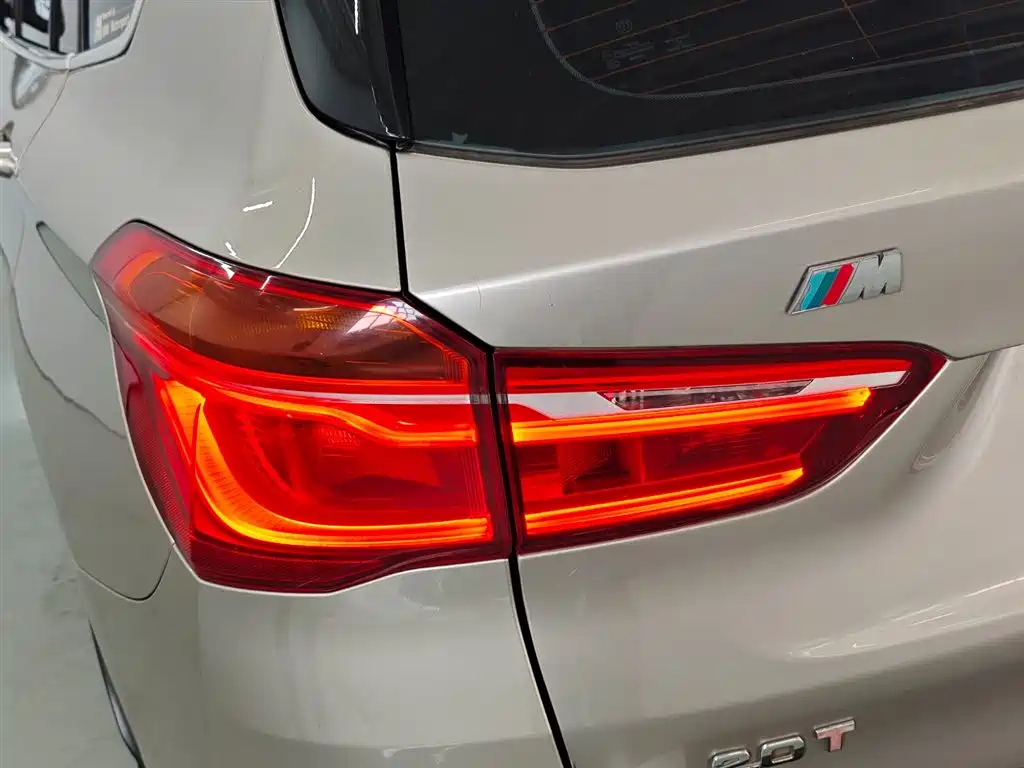 BMW X1 2019 — фото 9