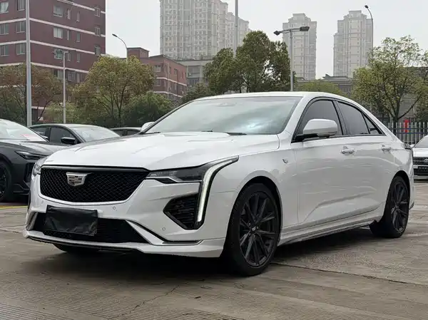 Cadillac CT4 2021