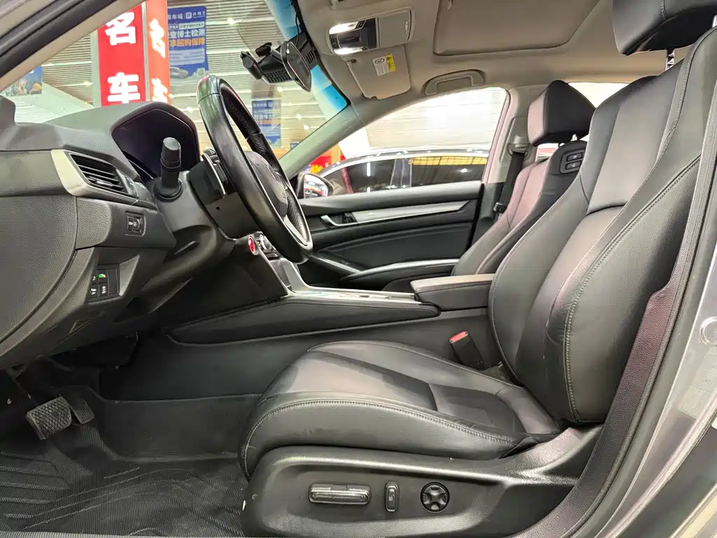 Honda Accord 2021 — фото 13